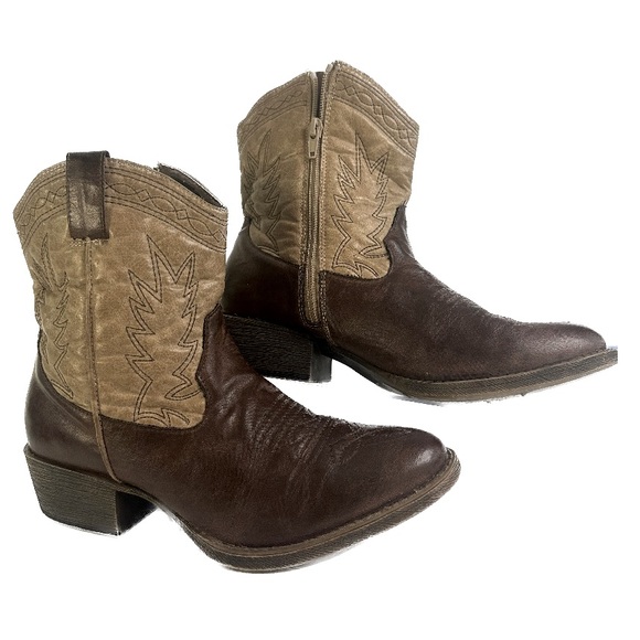 Coconuts by Matisse Shoes Coconuts By Matisse Pistol Short Western